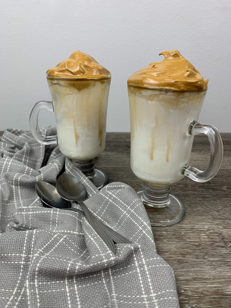 How to Make a tasty Salted Caramel Whipped Coffee (Dalgona Coffee Recipe)