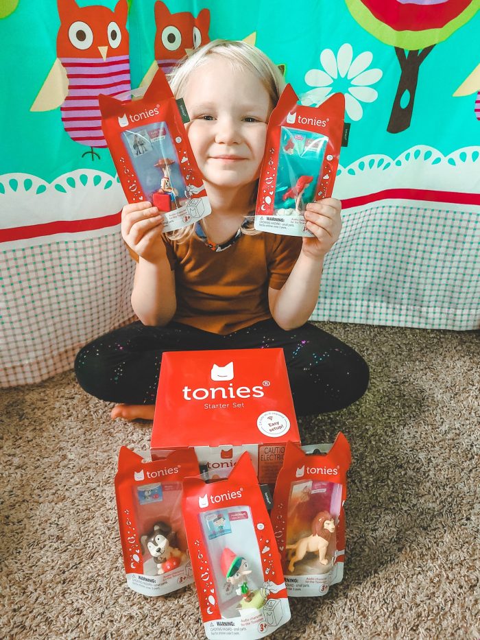 The Toniebox is a unique screen free story time companion that uses fun figurines to play stories and music, plus your child can play with the figurines and collect them too!