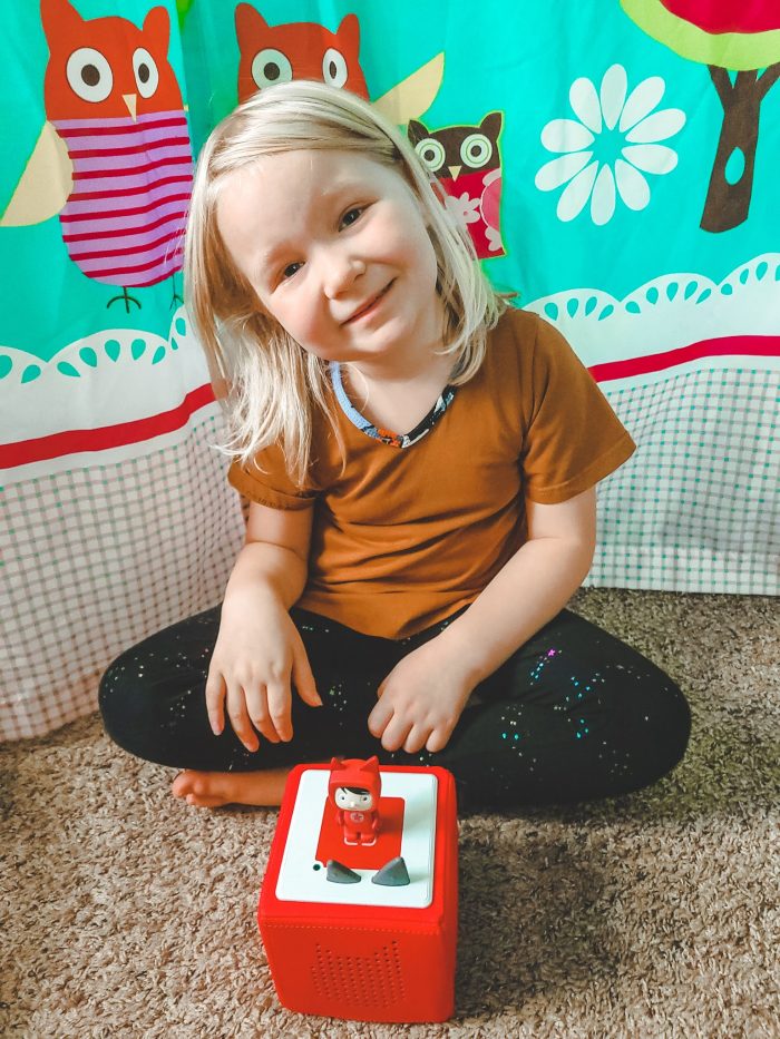 The Toniebox is a unique screen free story time companion that uses fun figurines to play stories and music, plus your child can play with the figurines and collect them too!