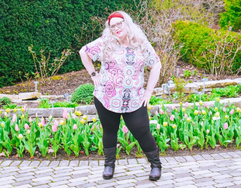 plus size spring tee, leggings, and boots with blonde model