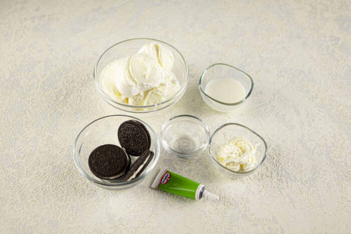 photo of ingredients for shamrock mcflurry from copycat recipe