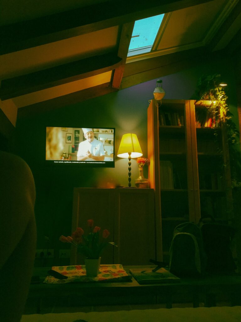 Tips for A Fun Movie Date Night At Home